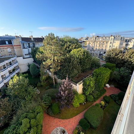 Studio- Avec Parking- Proche Cathedrale Реймс Екстер'єр фото
